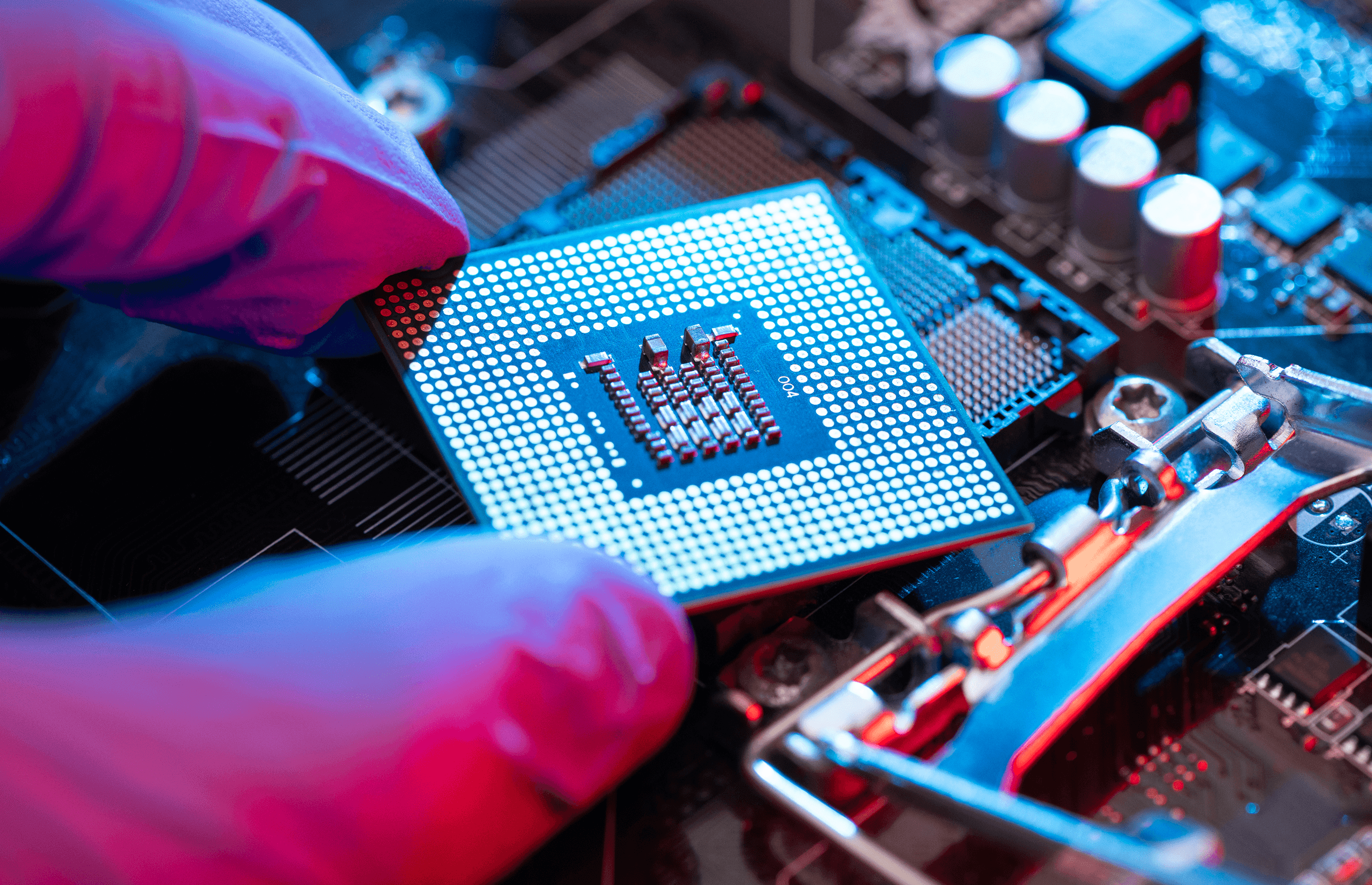 Cover per articolo: "Federico Faggin e il microchip: l’invenzione italiana che ha rivoluzionato la tecnologia"