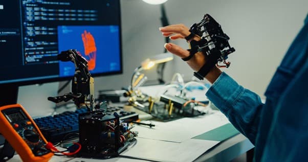 Cover - La robotica Made in Italy continua a crescere e riscrive il ruolo dell’IA